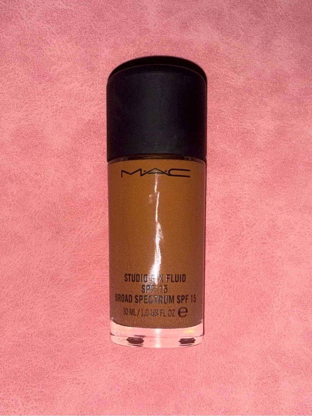 MAC Studio Fix Fluid SPF15 Foundation NW43